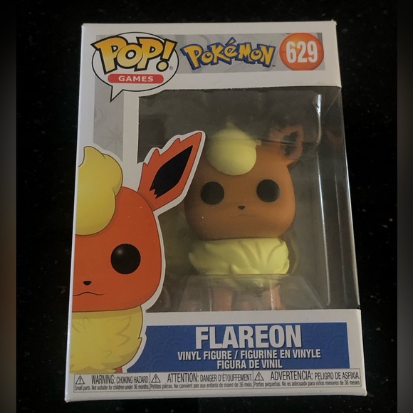 Pokémon Flareon Funko Pop - Picture 1 of 4